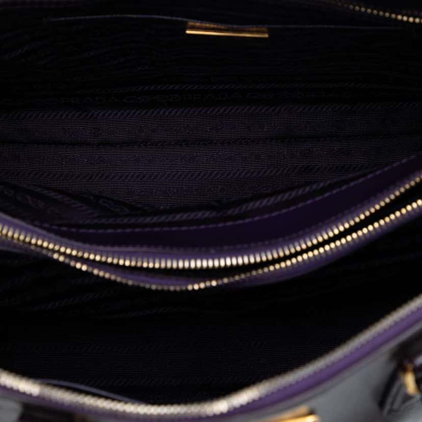 Prada Large Saffiano Vernice Promenade Satchel Purple Leather Very good condition - Model View