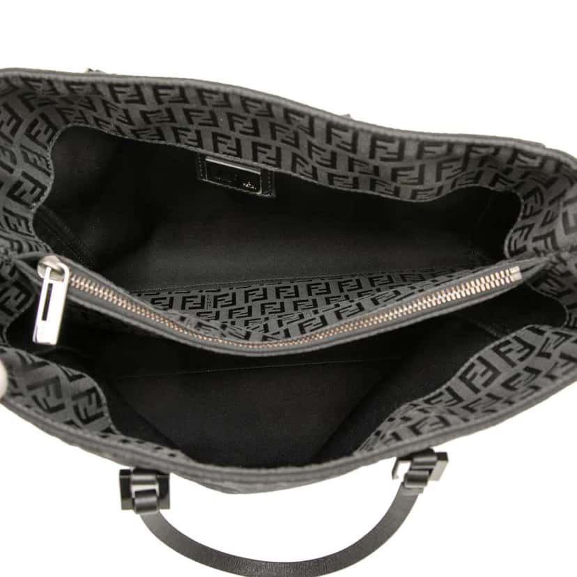 Fendi Zucchino Canvas Tote Black Canvas Very good condition - Model View