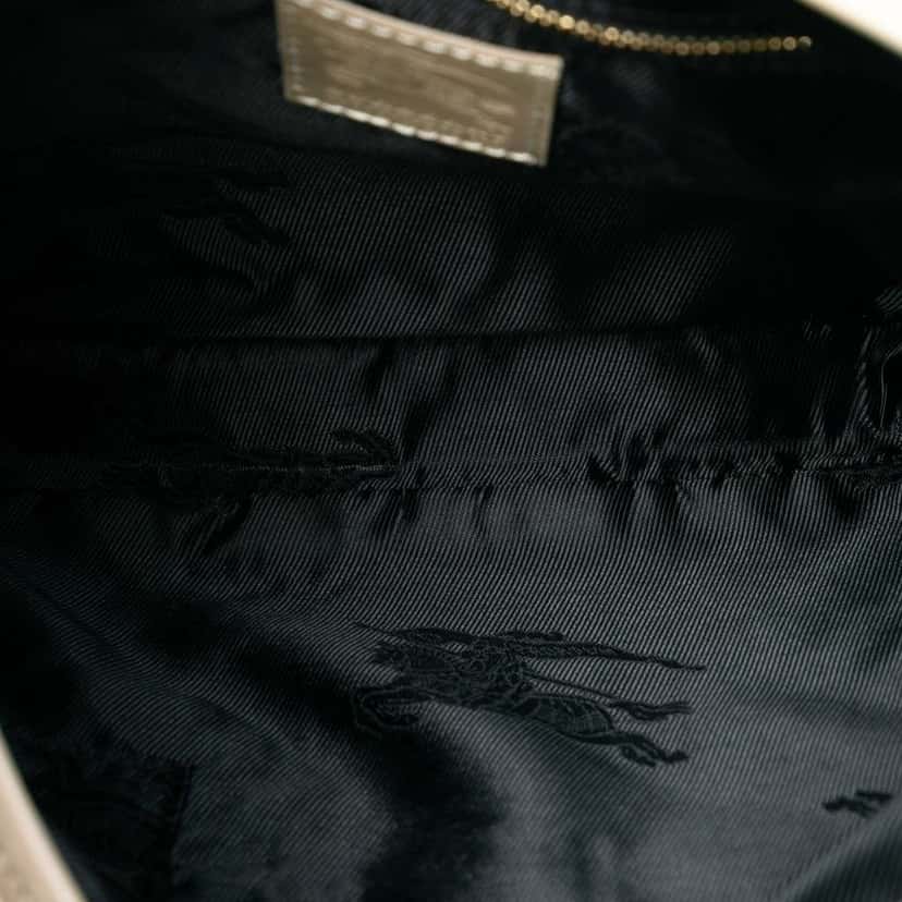 Burberry Quilted Nylon Brooke Hobo Brown Very good condition - Model View