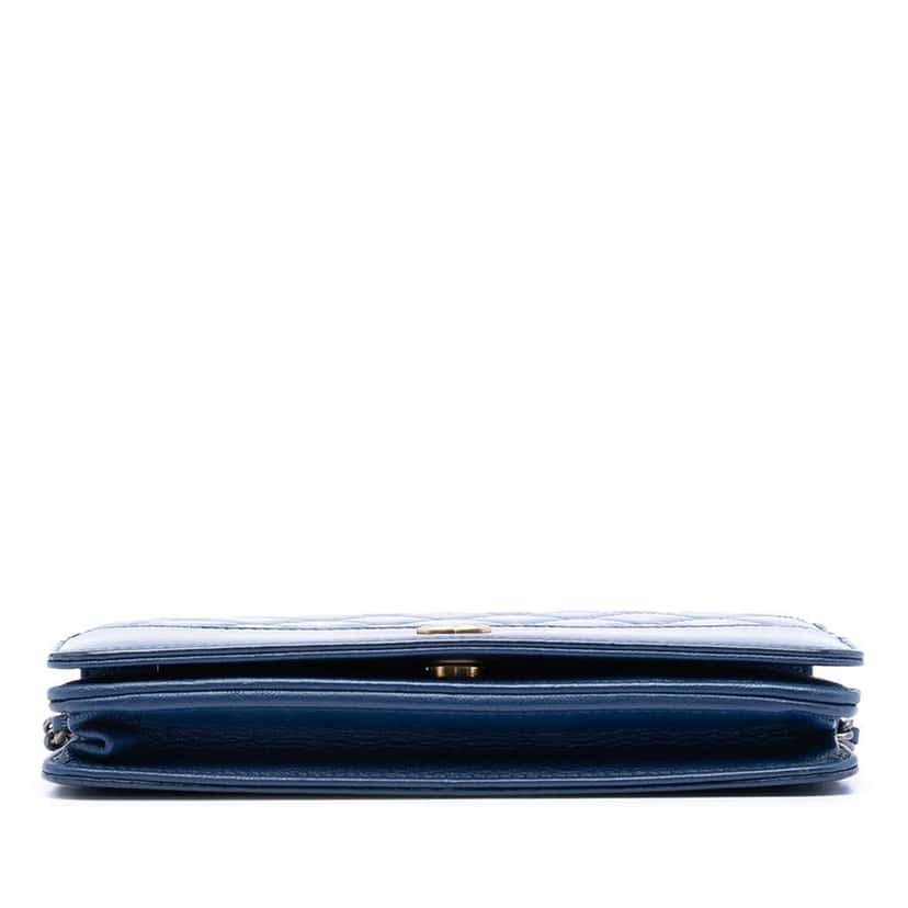 Chanel Quilted Patent Aged Calfskin Gabrielle Wallet On Chain Blue Leather Very good condition - Inside View
