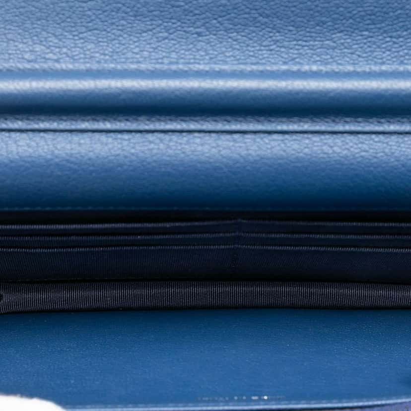 Chanel Quilted Patent Aged Calfskin Gabrielle Wallet On Chain Blue Leather Very good condition - Model View