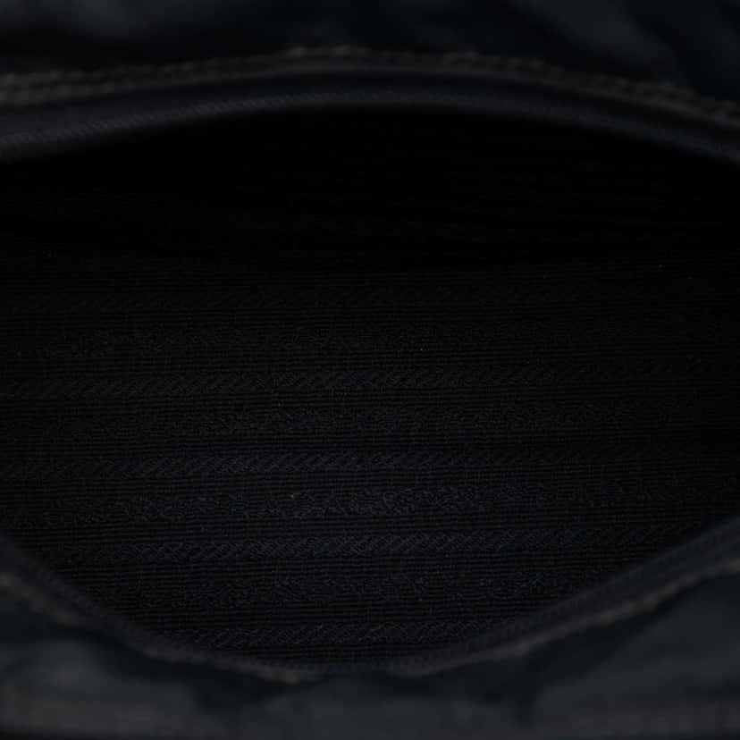 Prada Tessuto Metal Handle Bag Black Very good condition - Model View