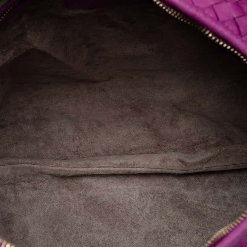 Bottega Veneta Medium Nappa Intrecciato Veneta Hobo Purple Leather Very good condition - Model View
