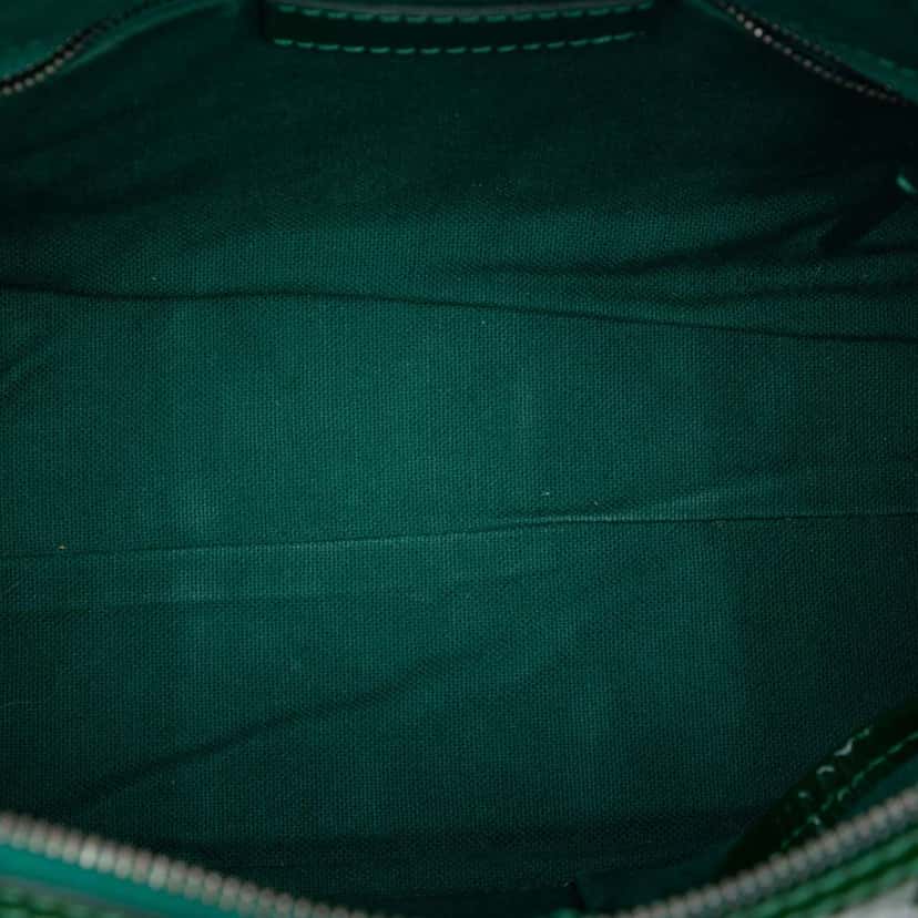 Burberry Medium Embossed Patent Anford Satchel Green Leather Very good condition - Model View