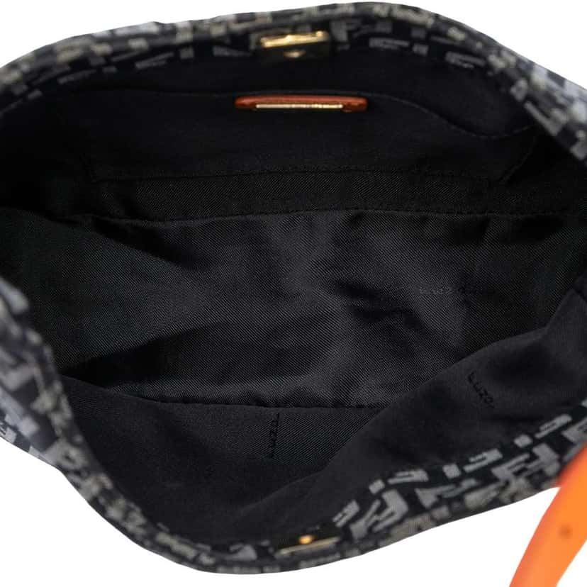 Fendi Zucchino Canvas Shoulder Bag Grey Canvas Very good condition - Model View