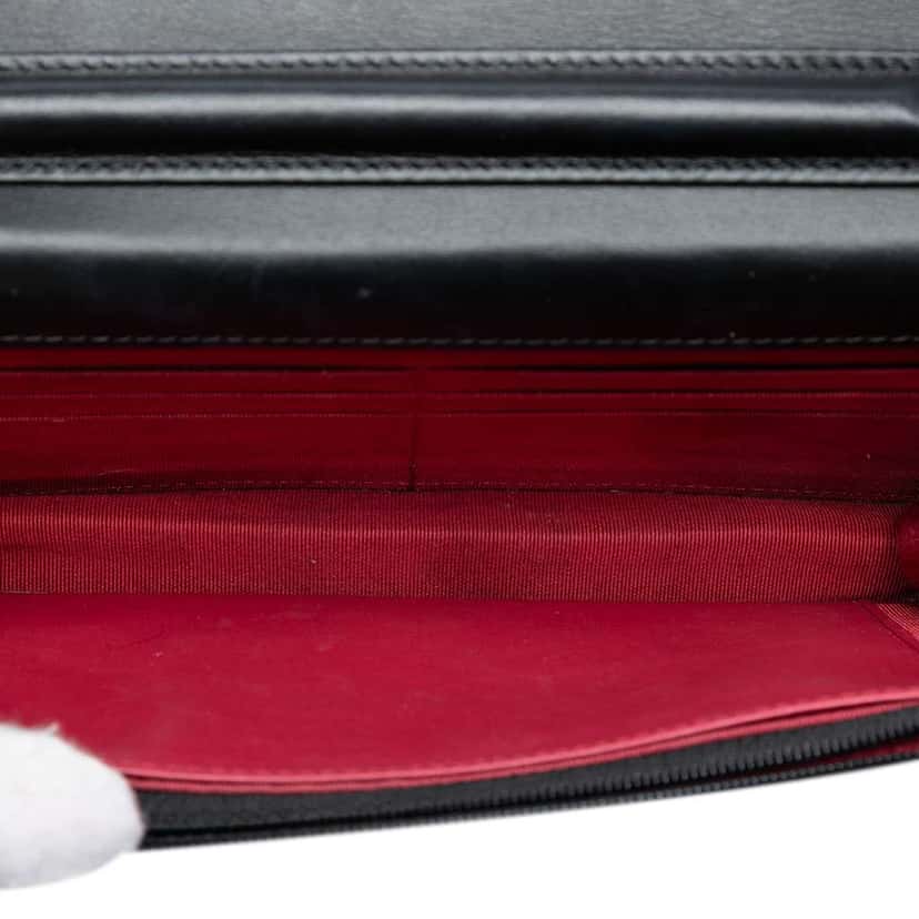 Chanel Quilted Aged Calfskin Gabrielle Wallet On Chain Black Leather Very good condition - Model View