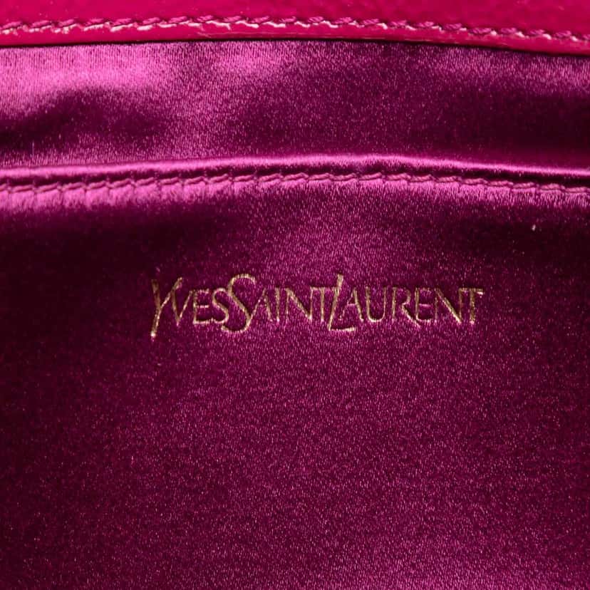 Saint Laurent Large Textured Patent Belle De Jour Clutch Pink Leather Very good condition - Box View