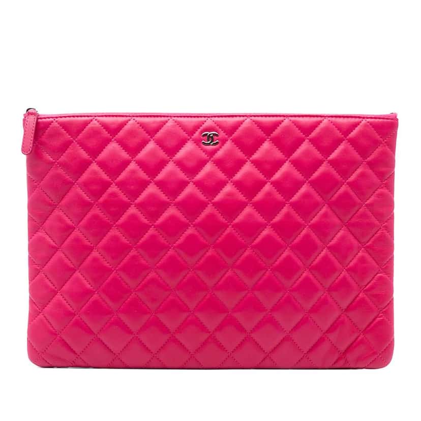Chanel Large Quilted Lambskin O Case Clutch Pink Leather Very good condition - Front View