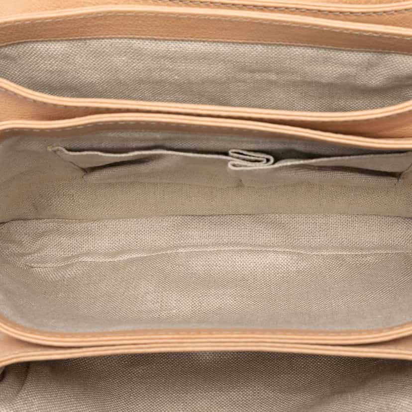 Gucci GG Canvas Marrakech Crossbody Beige Canvas Very good condition - Model View