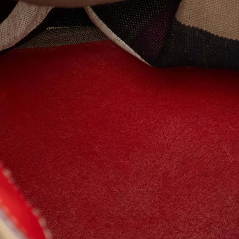 Burberry Medium Mega Check Canvas Ashby Bucket Bag Brown Canvas Very good condition - Model View