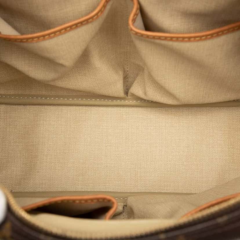 Louis Vuitton Monogram Trouville Brown Good condition - Model View