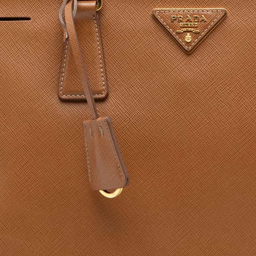 Prada Medium Saffiano Lux Galleria Double Zip Tote Brown Leather Very good condition - Box View