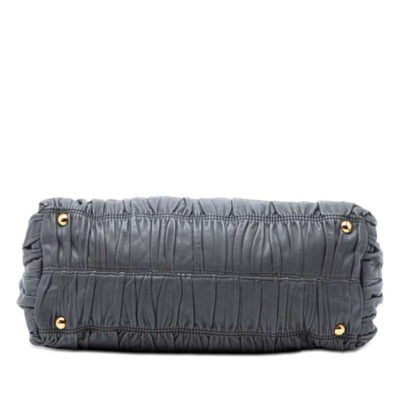 Prada Nappa Gaufre Satchel Grey Leather Very good condition - Inside View