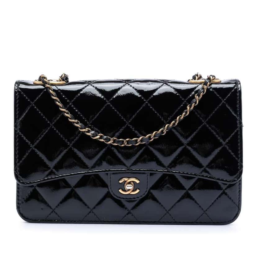 Chanel Patent CC Eyelet Wallet On Chain Black Leather Very good condition - Front View
