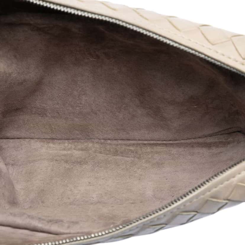 Bottega Veneta Mini Nappa Intrecciato Expandable Chain Flap Crossbody Beige Leather Very good condition - Model View