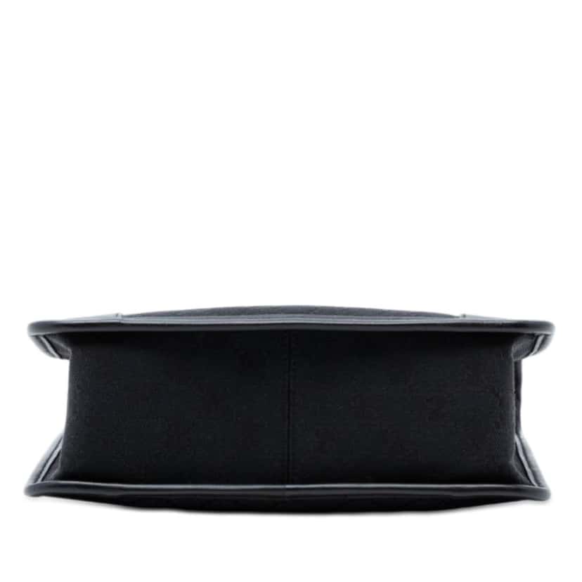 Gucci GG Canvas Handbag Black Canvas Very good condition - Inside View