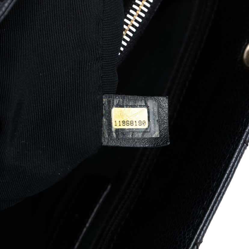 Chanel Caviar Grand Shopping Tote Black Leather Very good condition - Box View