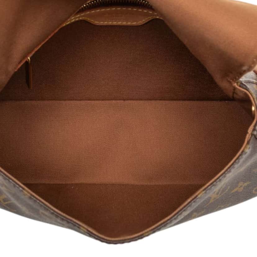 Louis Vuitton Monogram Mini Looping Brown Very good condition - Model View