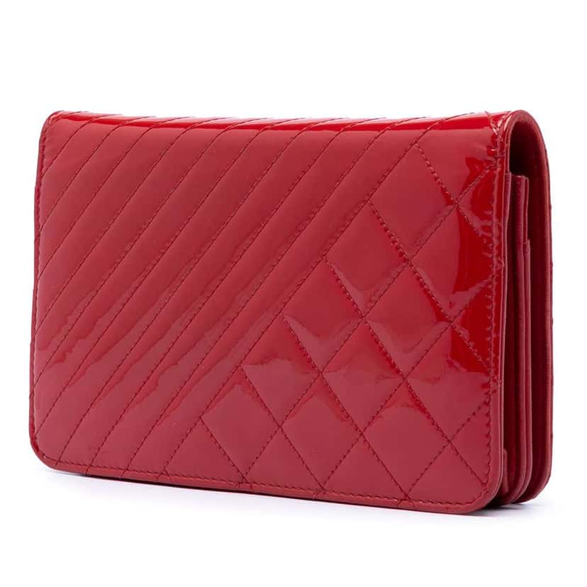 Chanel CC Quilted Patent Coco Boy Wallet On Chain Red Leather Very good condition - Back View