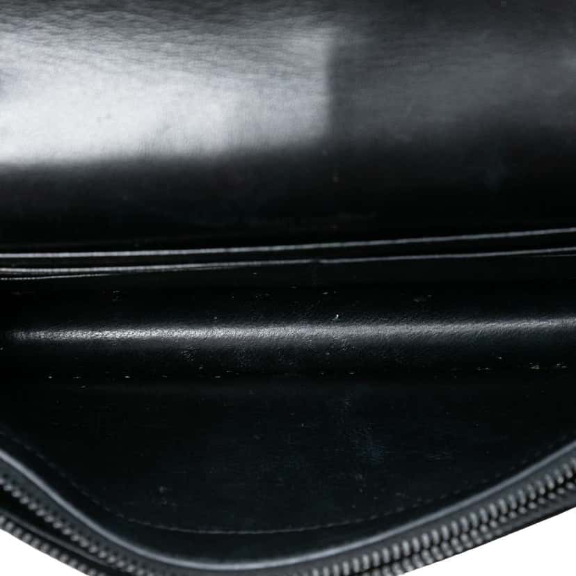 Saint Laurent Velvet Crystal Monogram Kate Tassel Wallet on Chain Black Velvet Very good condition - Model View