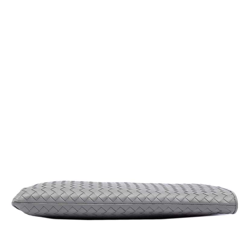 Bottega Veneta Nappa Intrecciato Clutch Grey Leather Very good condition - Inside View