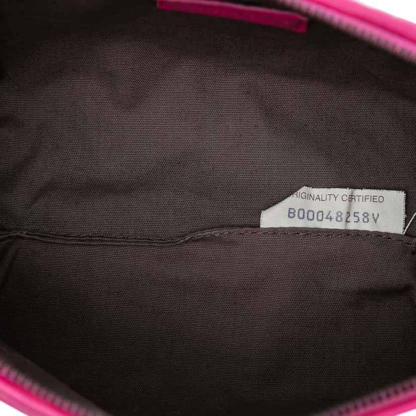 Bottega Veneta Quilted Nappa Zip Pouch Pink Leather Very good condition - Model View