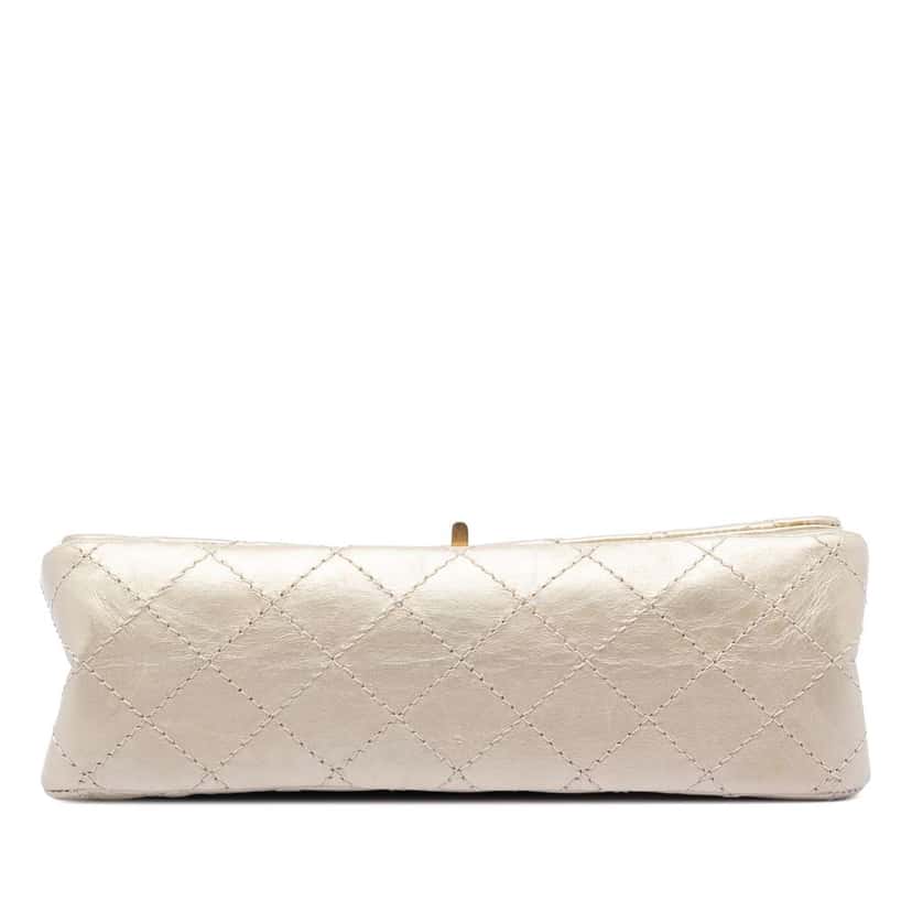 Chanel Quilted Metallic Aged Calfskin Reissue 2.55 Double Flap 225 Gold Leather Very good condition - Inside View