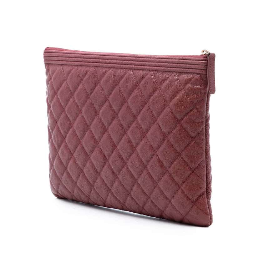 Chanel Medium Quilted Caviar Boy O Case Clutch Red Leather Very good condition - Back View