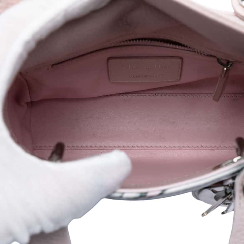 Dior Mini Deerskin Floral Printed Lady Dior Pink Leather Very good condition - Model View