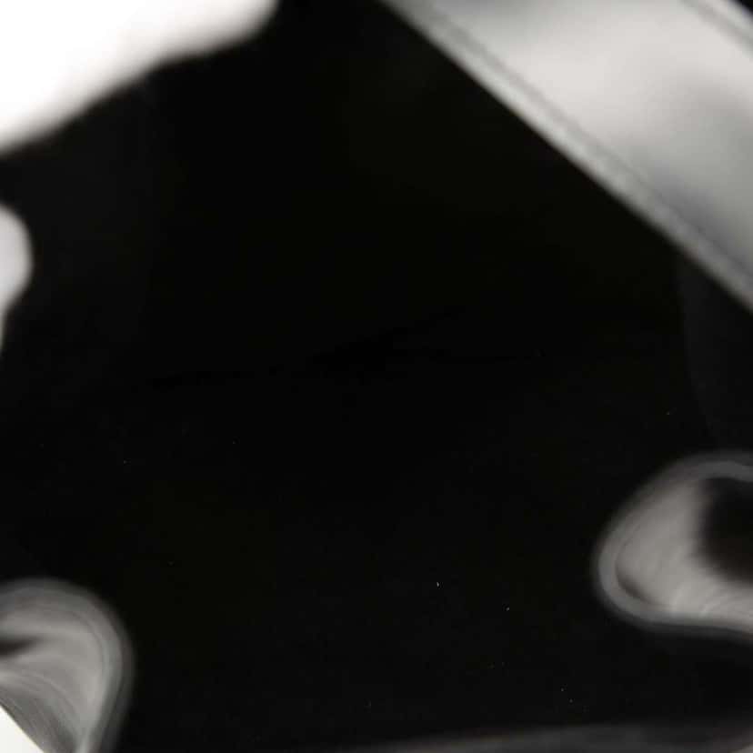 Louis Vuitton Epi Sac D Epaule PM Black Leather Very good condition - Model View