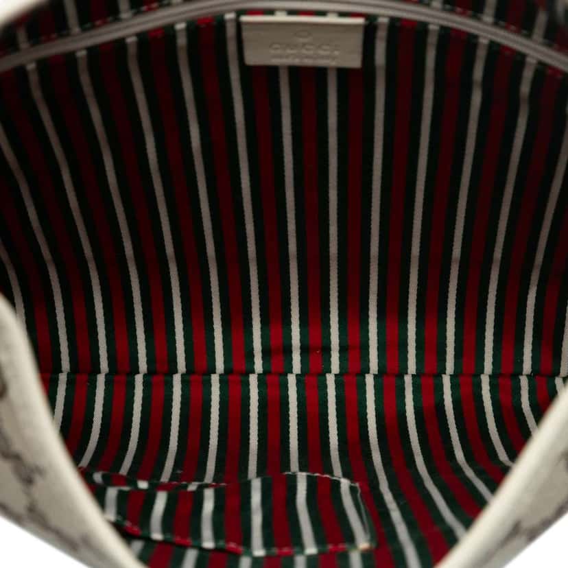 Gucci GG Canvas New Britt Hobo Beige Very good condition - Model View