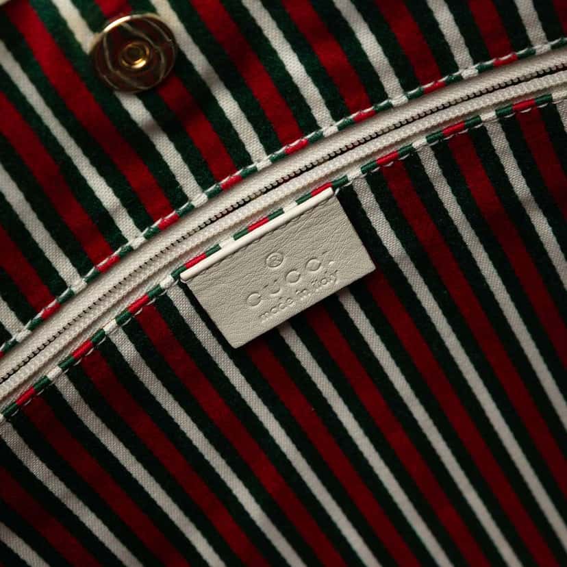 Gucci GG Canvas New Britt Hobo Beige Very good condition - Box View