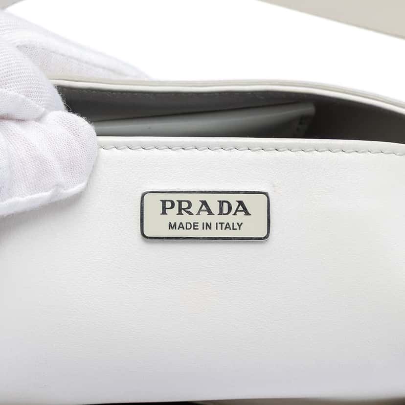 Prada Spazzolato Cleo Shoulder Bag White Leather Very good condition - Box View