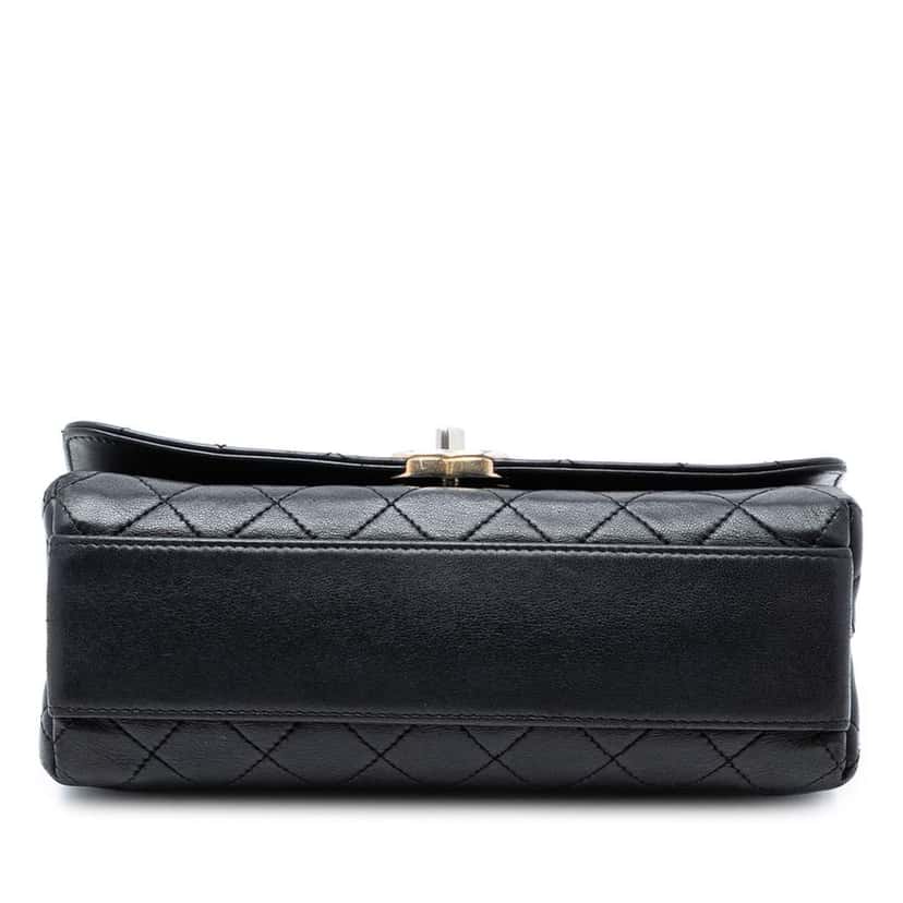 Chanel Medium Quilted Lambskin La Parisienne Flap Black Leather Very good condition - Inside View