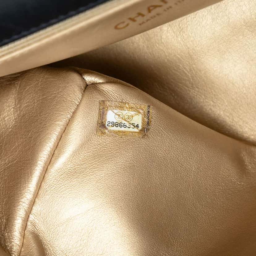 Chanel Medium Quilted Lambskin La Parisienne Flap Black Leather Very good condition - Box View