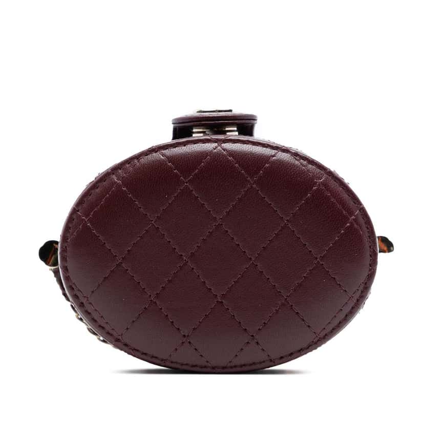 Chanel CC Quilted Lambskin Round Vanity Case with Chain Red Leather Very good condition - Inside View
