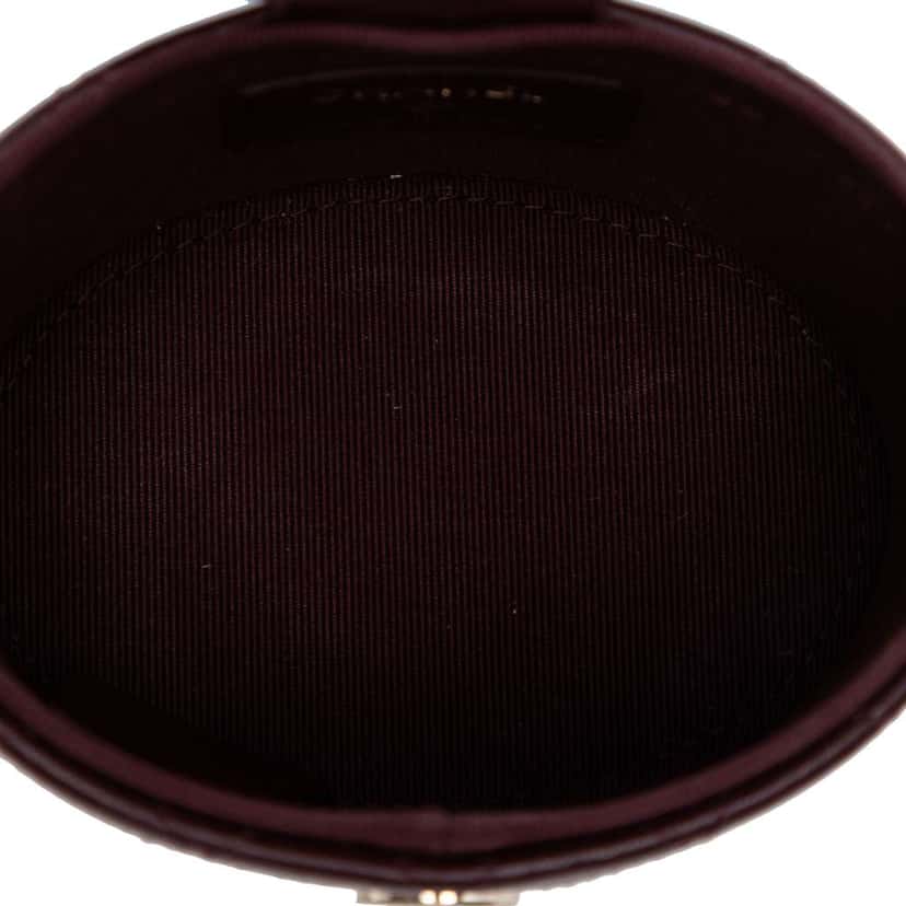 Chanel CC Quilted Lambskin Round Vanity Case with Chain Red Leather Very good condition - Model View