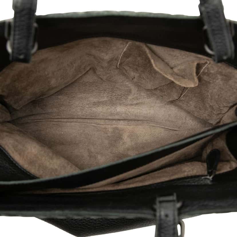 Bottega Veneta Grained Calfskin Intrecciato Tote Black Leather Very good condition - Model View