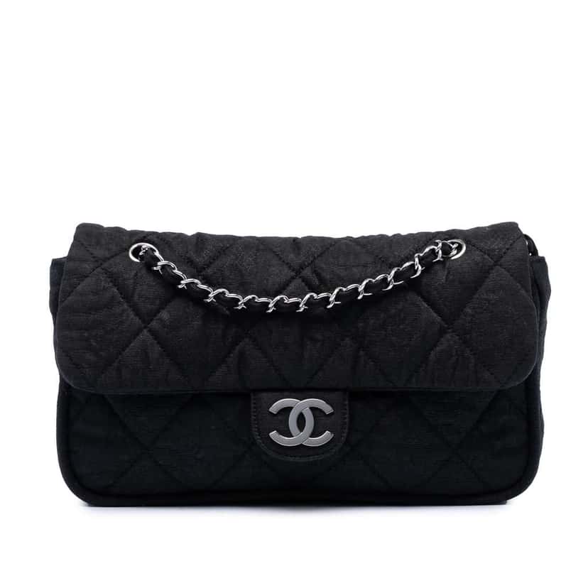 Chanel Crinkled Coated Canvas Le Marais Ligne Flap Black Canvas Very good condition - Front View