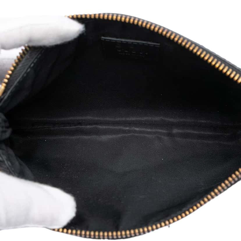 Gucci Guccissima New Britt Wristlet Pouch Black Leather Very good condition - Model View