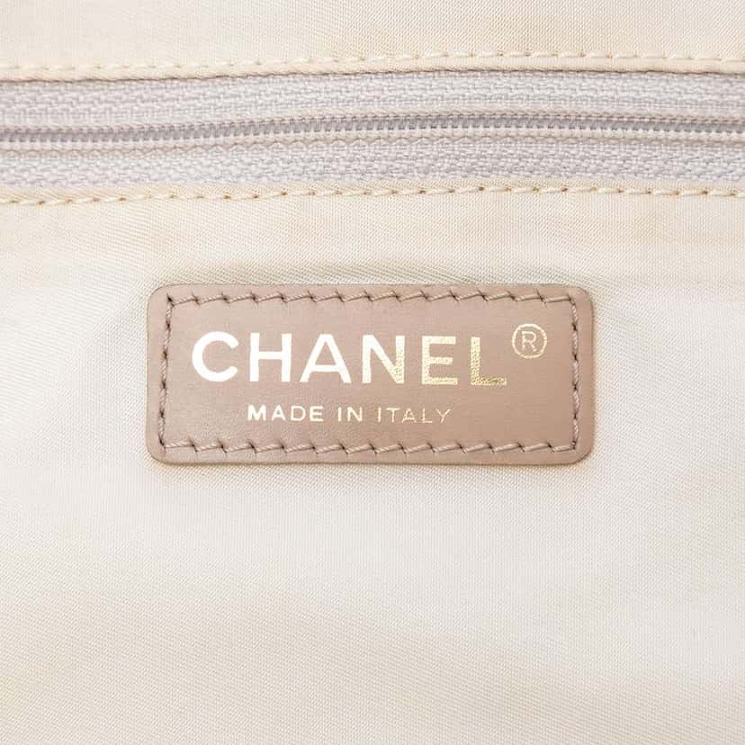 Chanel New Travel Line Nylon Tote Beige Very good condition - Box View