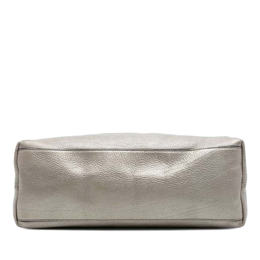 Gucci Medium Metallic Leather Soho Chain Tote Gold Leather Very good condition - Inside View