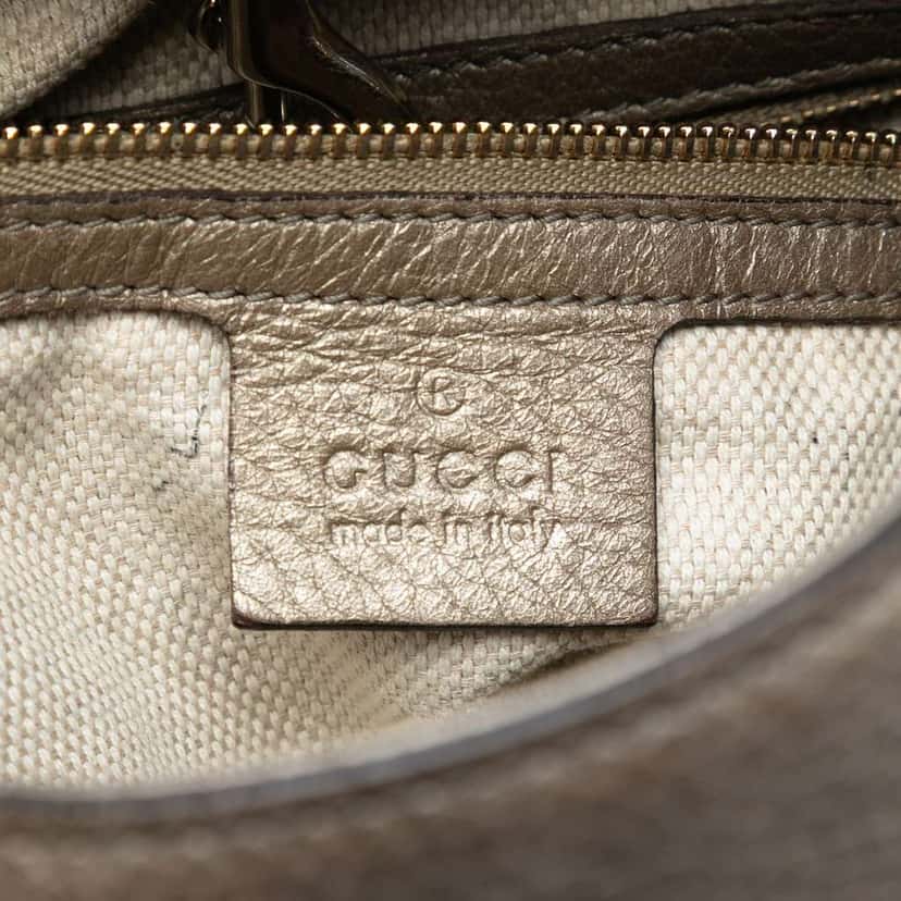 Gucci Medium Metallic Leather Soho Chain Tote Gold Leather Very good condition - Box View