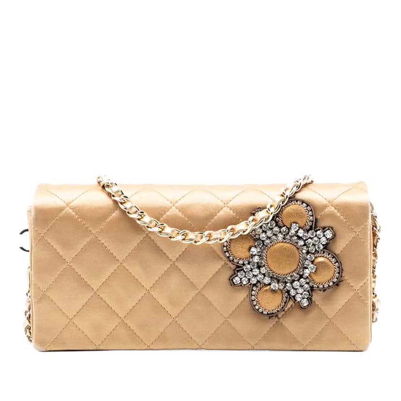 Chanel Quilted Satin Crystal Chain Clutch Gold Satin Very good condition - Front View