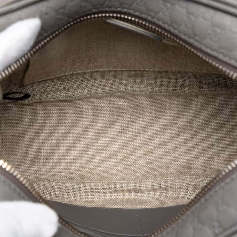 Gucci Microguccissima Bree Crossbody Grey Leather Very good condition - Model View