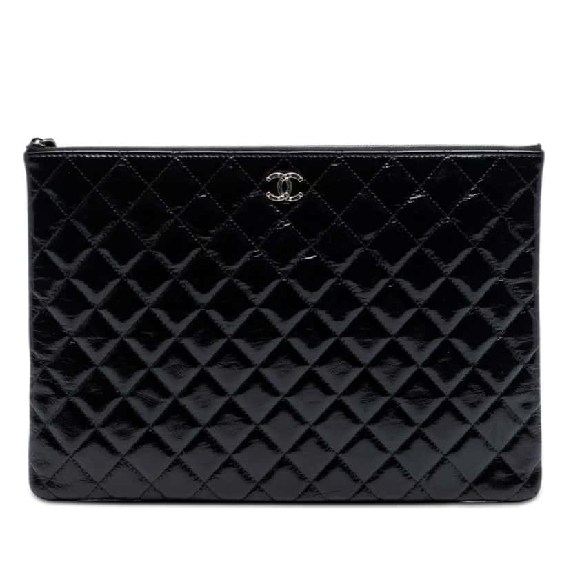 Chanel Large Quilted Patent O Case Clutch Black Leather Very good condition - Front View