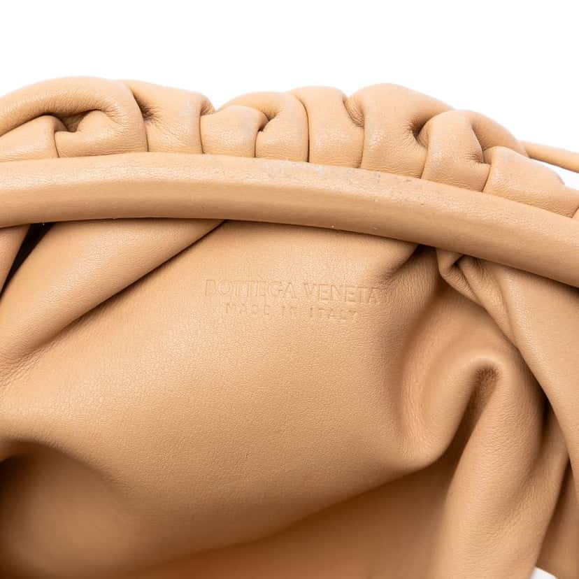 Bottega Veneta Lambskin The Mini Pouch Crossbody Brown Leather Very good condition - Box View