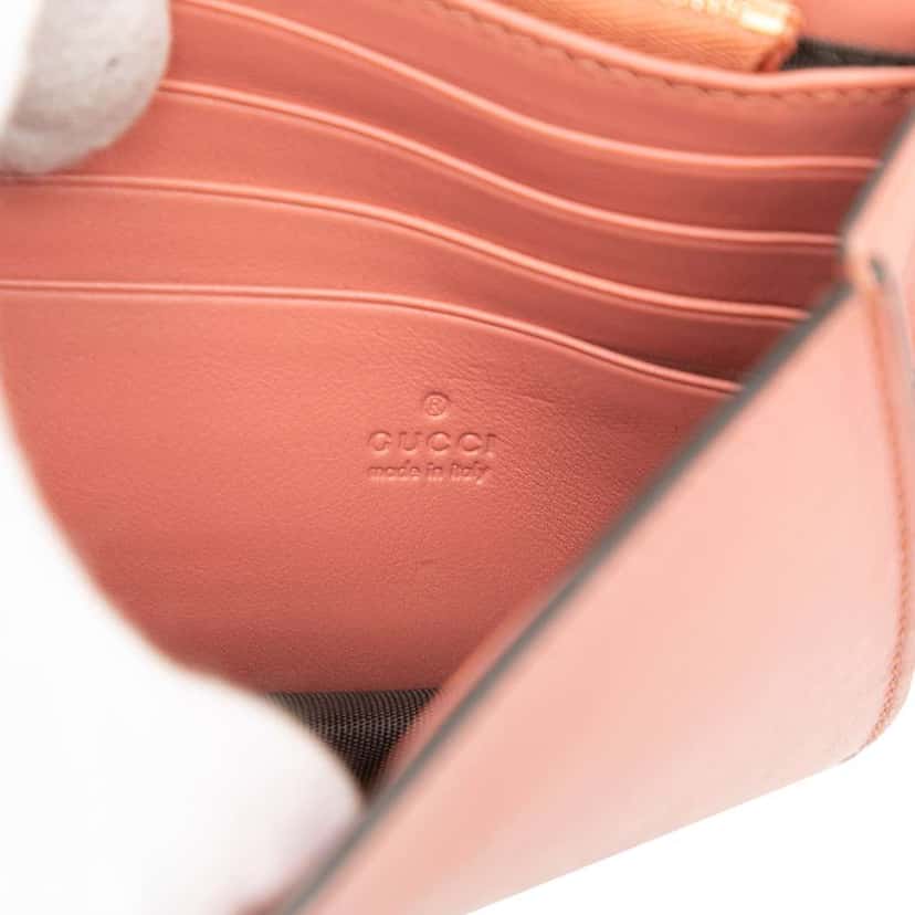 Gucci Leather Interlocking G Dollar Wallet On Strap Pink Leather Very good condition - Box View