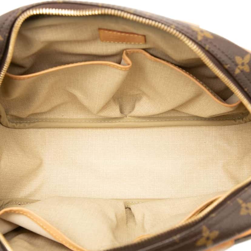 Louis Vuitton Monogram Trouville Brown Good condition - Model View