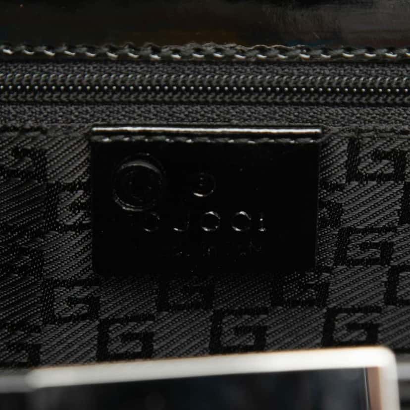 Gucci Patent Clasp Handbag Black Leather Very good condition - Box View